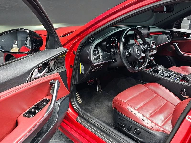 Kia Stinger 3.3 TURBO AWD GT, снимка 11 - Автомобили и джипове - 54400152