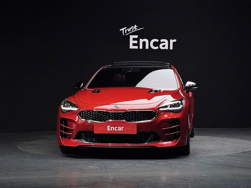 Kia Stinger 3.3 TURBO AWD GT, снимка 3 - Автомобили и джипове - 54400152