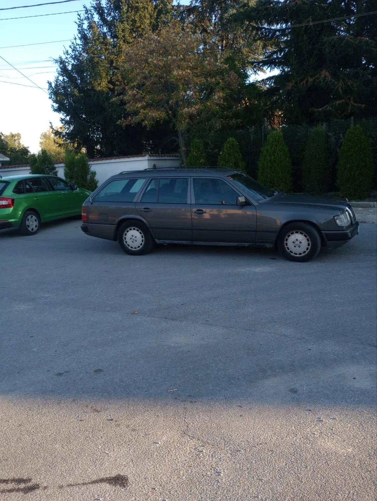 Mercedes-Benz 300 300 D-124, снимка 1