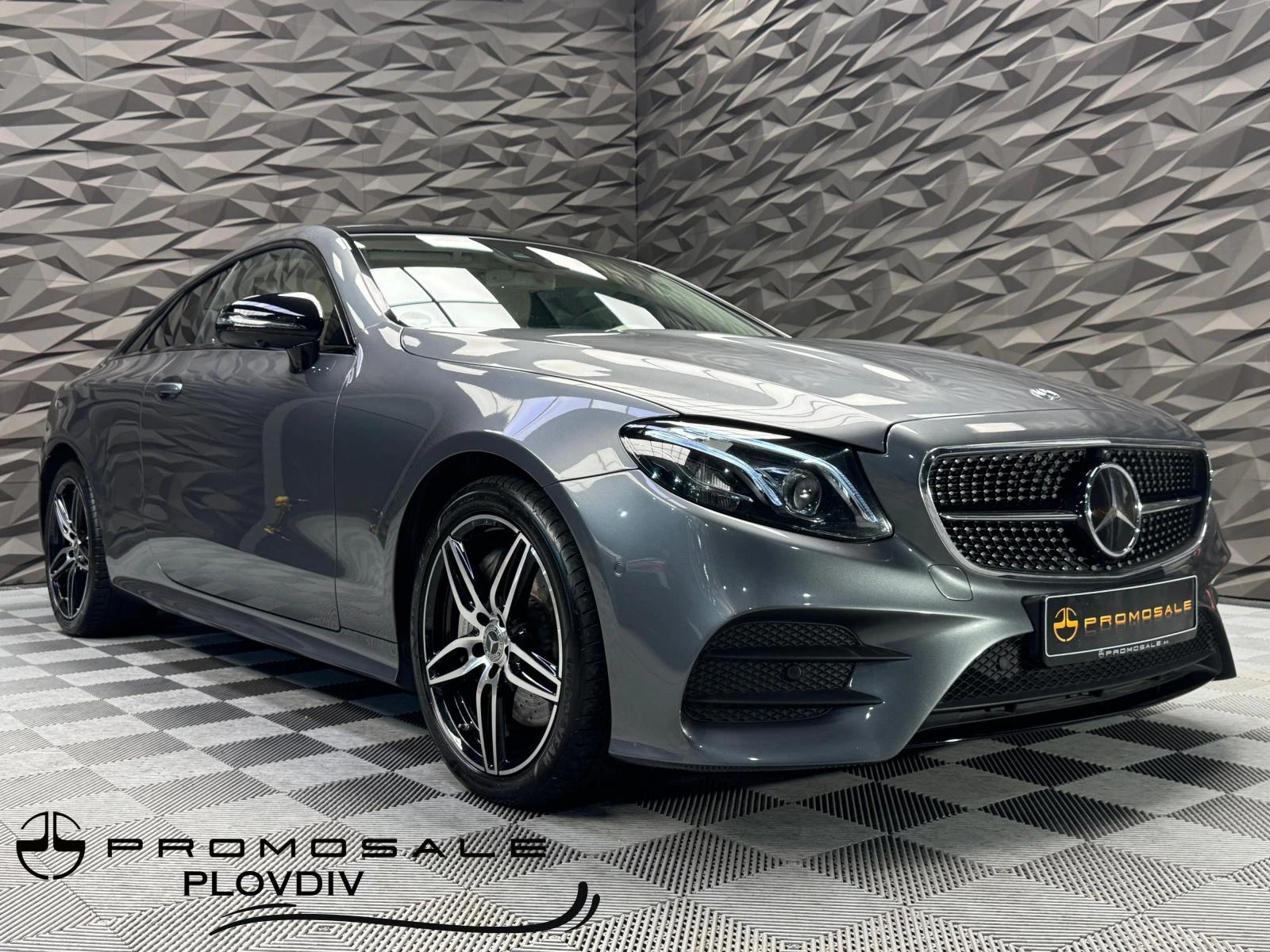 Mercedes-Benz E 400 d 4Matic AMG* 360* Vent* Burmester* Pano* Designo*, снимка 1