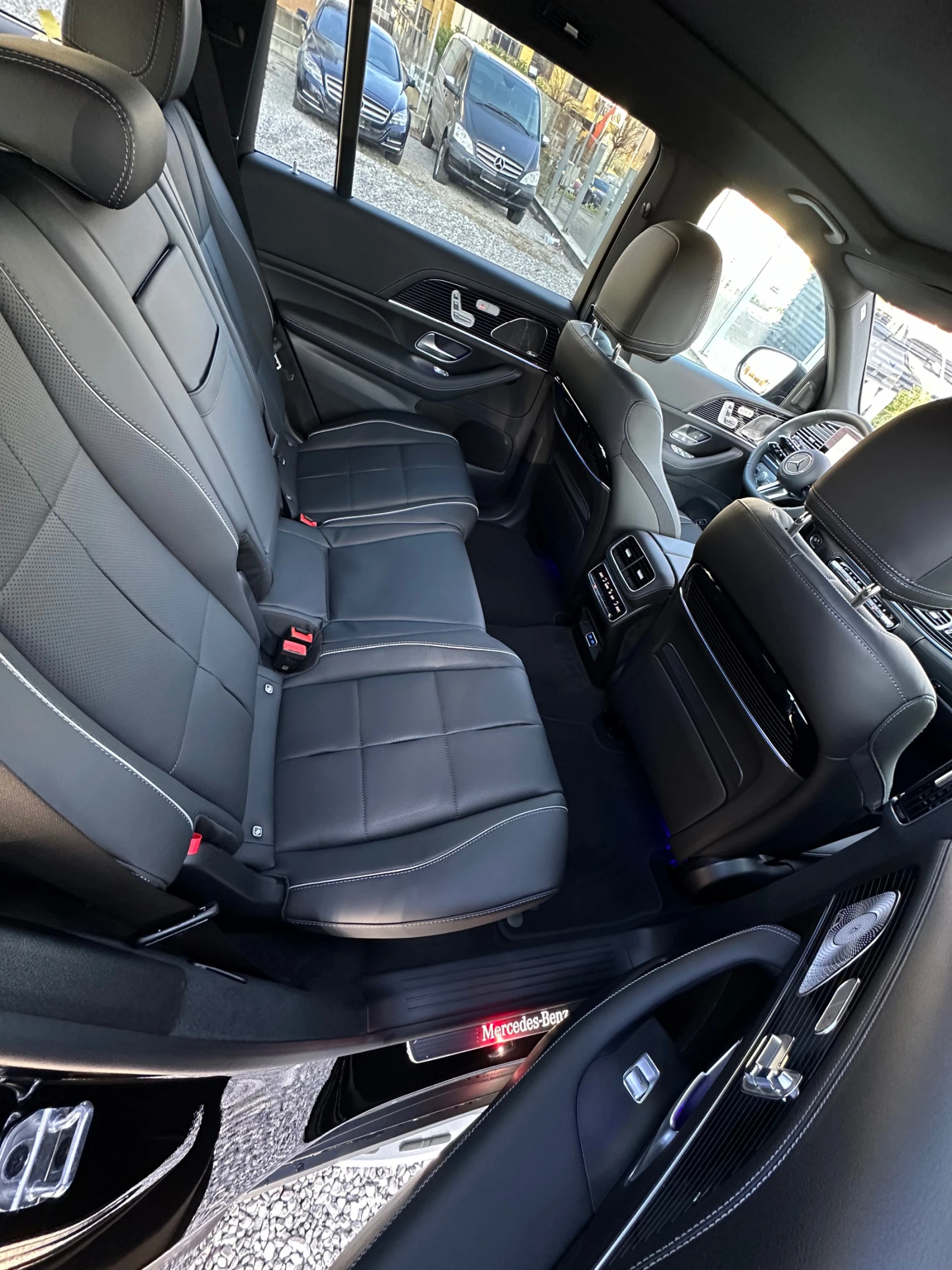 Mercedes-Benz GLS 450 d AMG MAYBACH INTERIOR | Mobile.bg   16