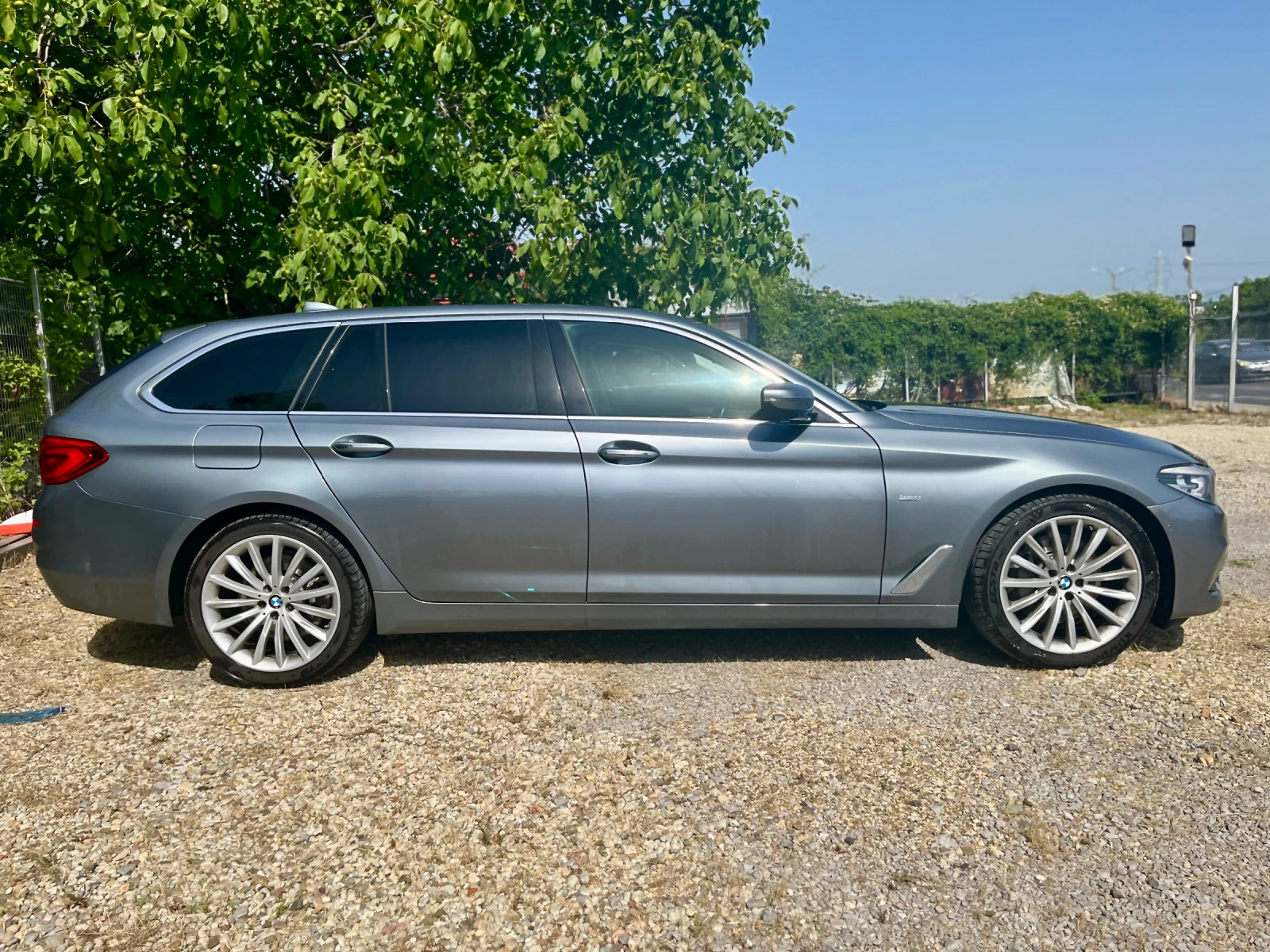 BMW 530 D Xdrive Luxury line - изображение 4