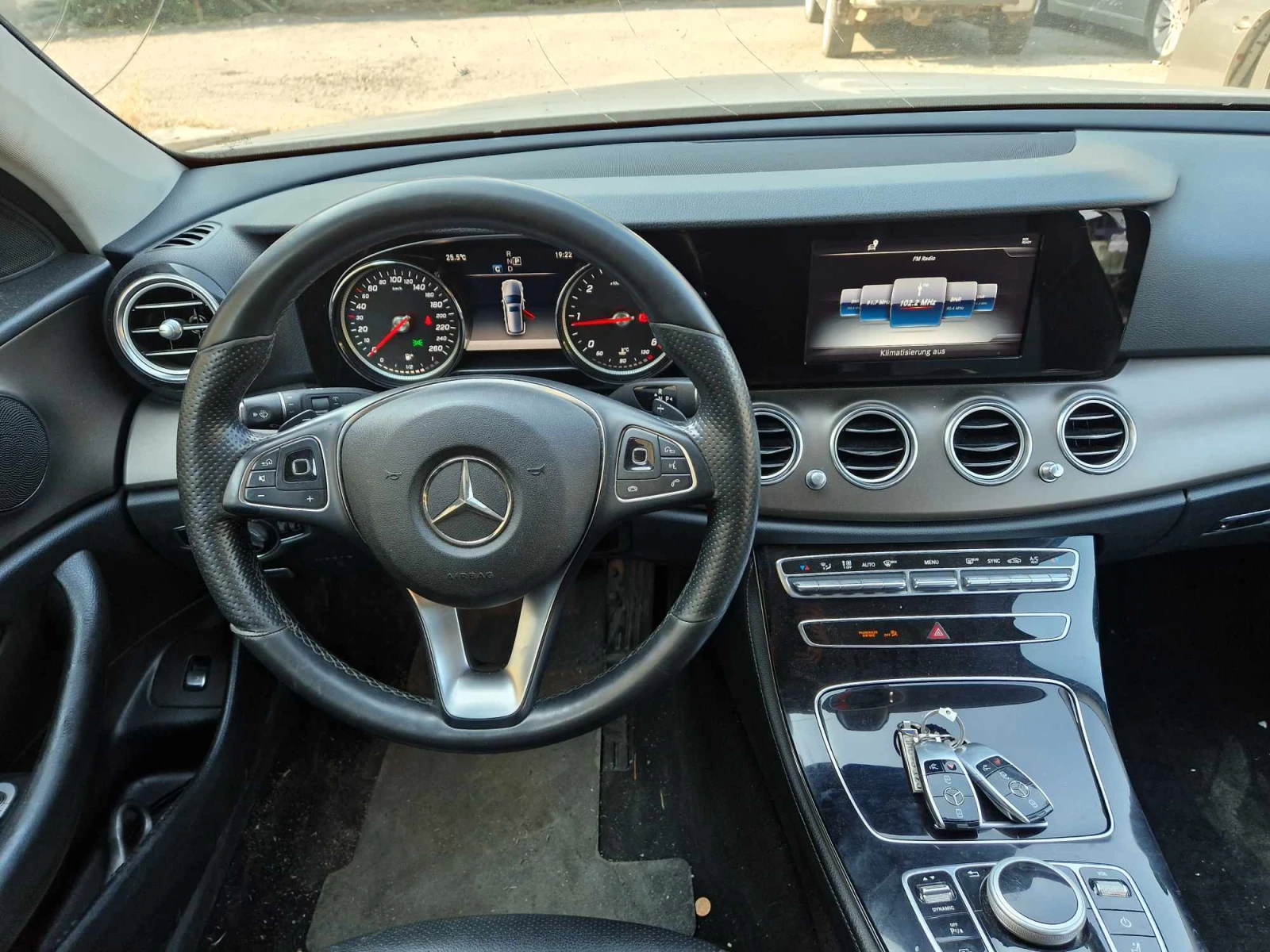 Mercedes-Benz E 220 654 9   | Mobile.bg   11
