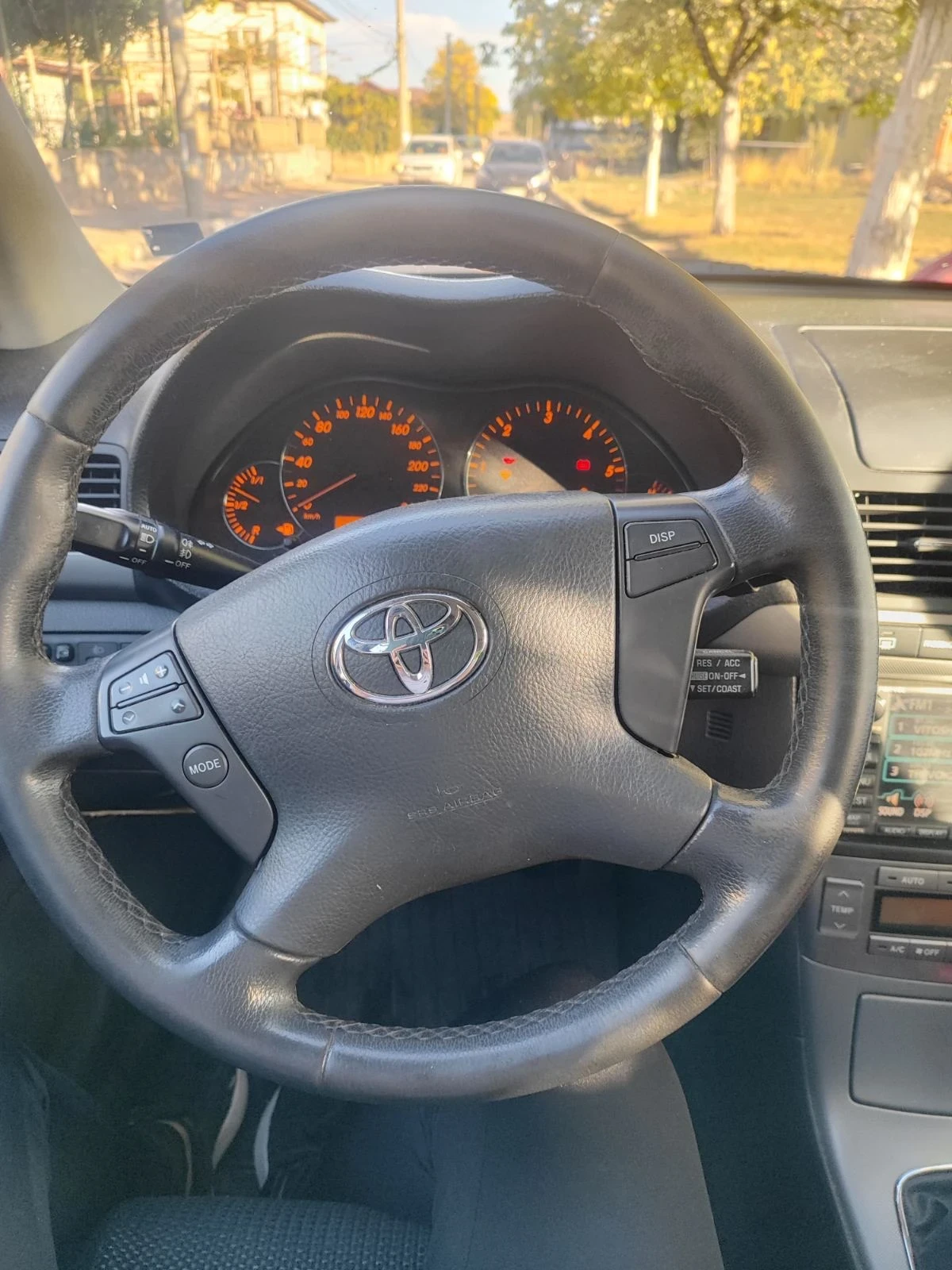 Toyota Avensis 2.2 d4d 150hp - изображение 9