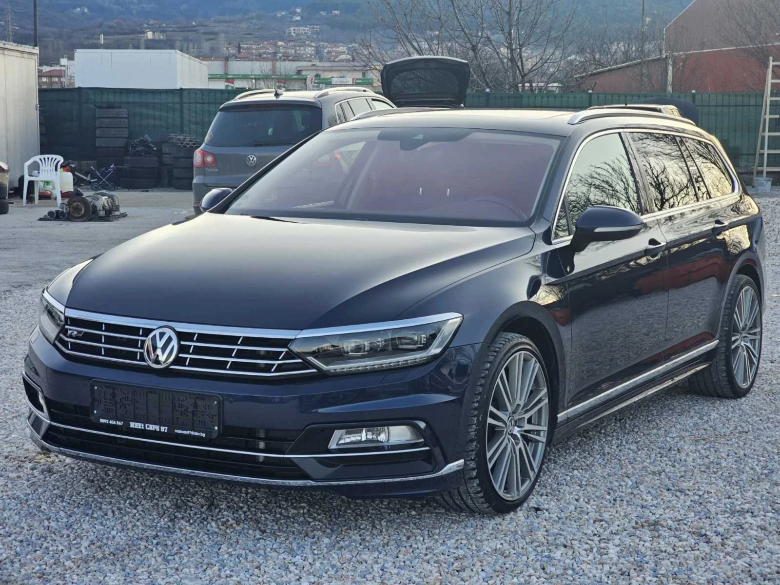 VW Passat 2.0TDI/190к.с./R-LINE/ПАНОРАМА/УНИКАЛНА | Mobile.bg — изображение 1