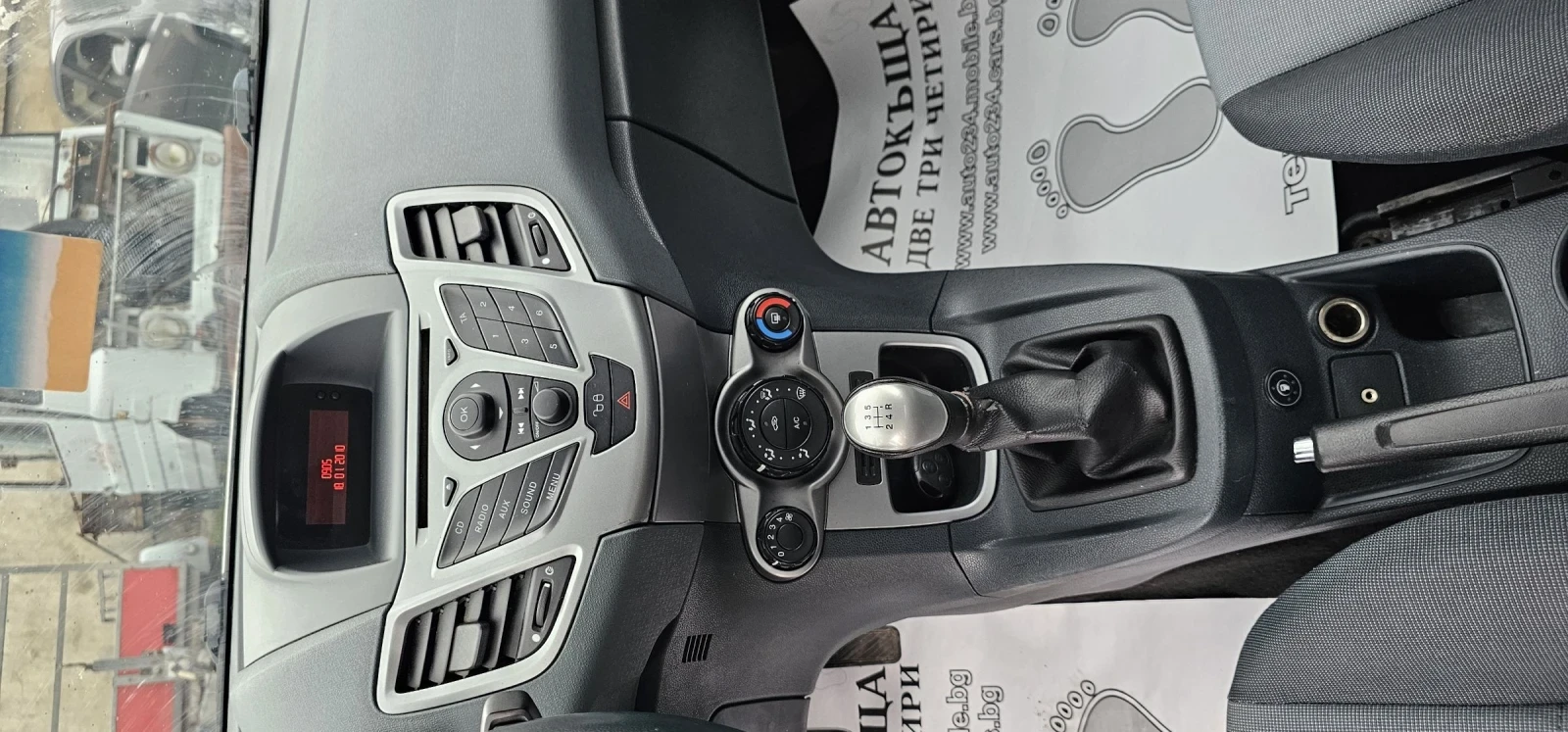Ford Fiesta 1.4i GPL  - изображение 10