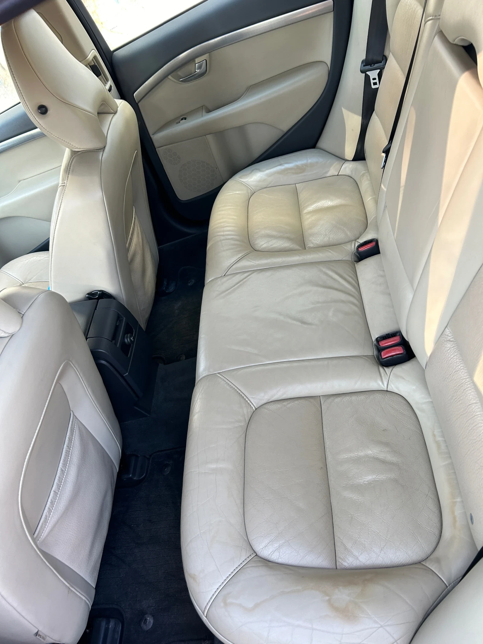 Volvo V70 2.0  - изображение 5