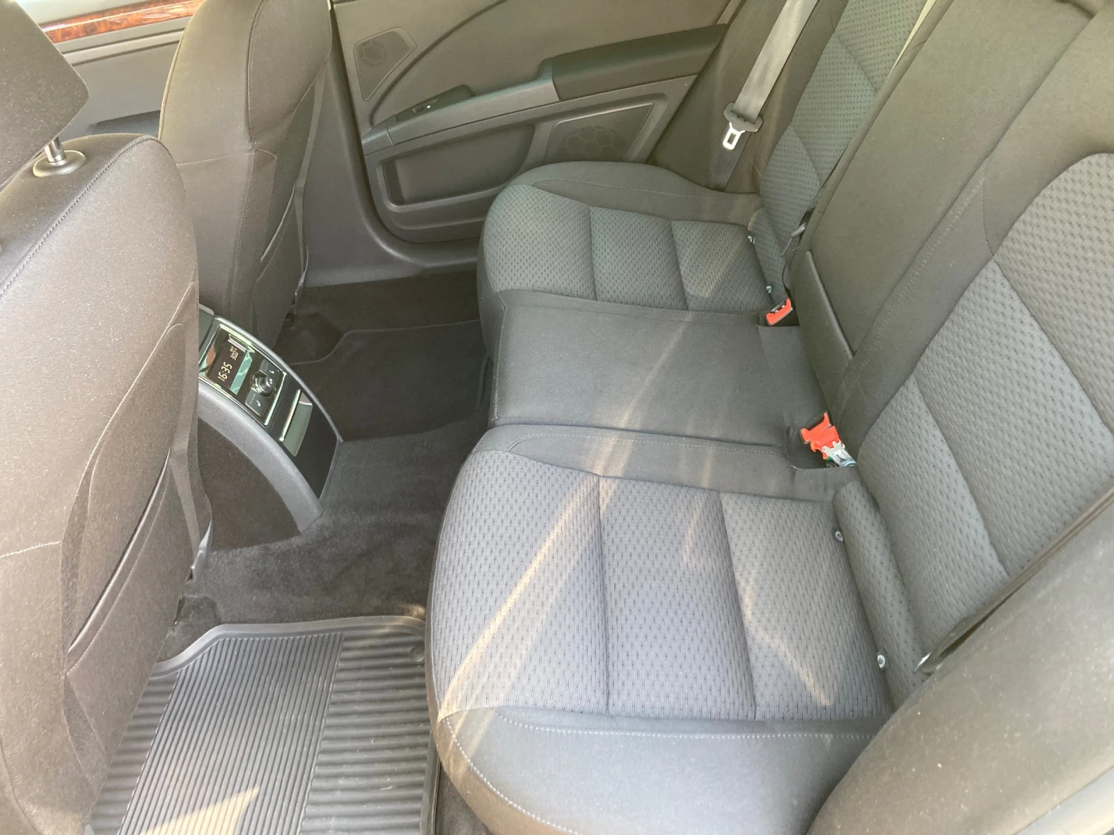 Skoda Superb 2.0TDI-4x4-170ps - изображение 10