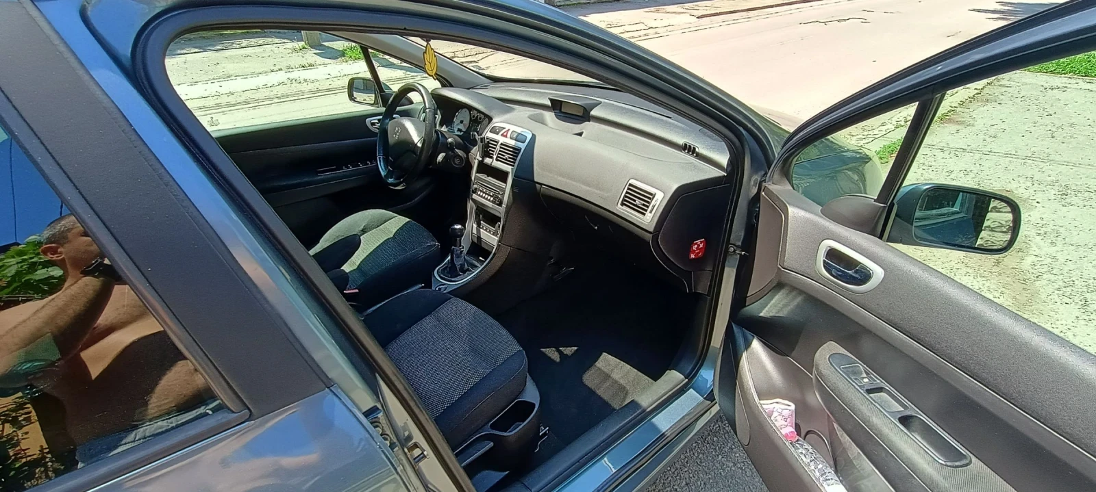 Peugeot 307 1.6HDI - изображение 8
