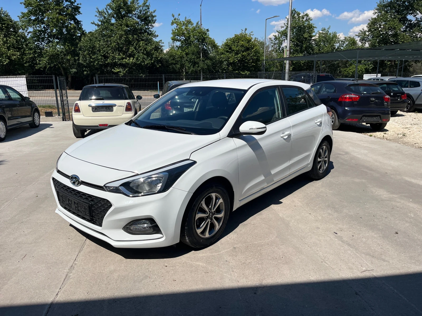 Hyundai I20 54хил км - изображение 3