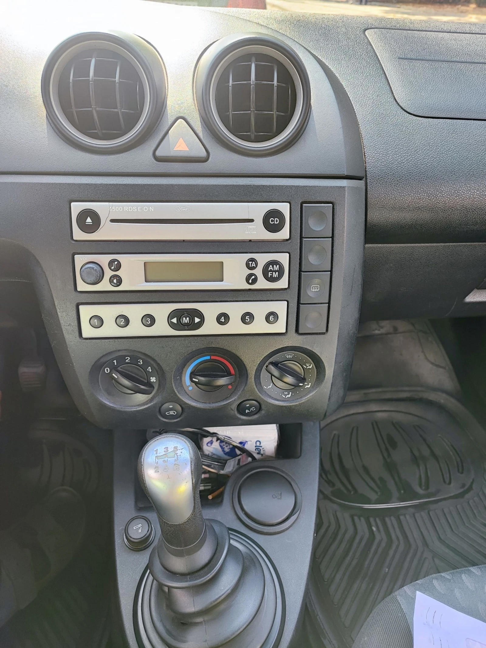 Ford Fiesta  - изображение 9