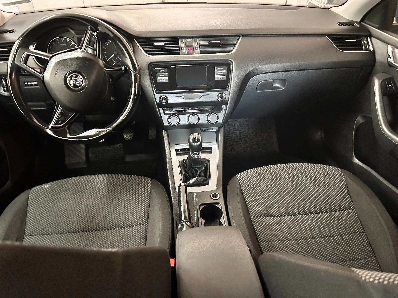 Skoda Octavia 1.6TDI - изображение 8