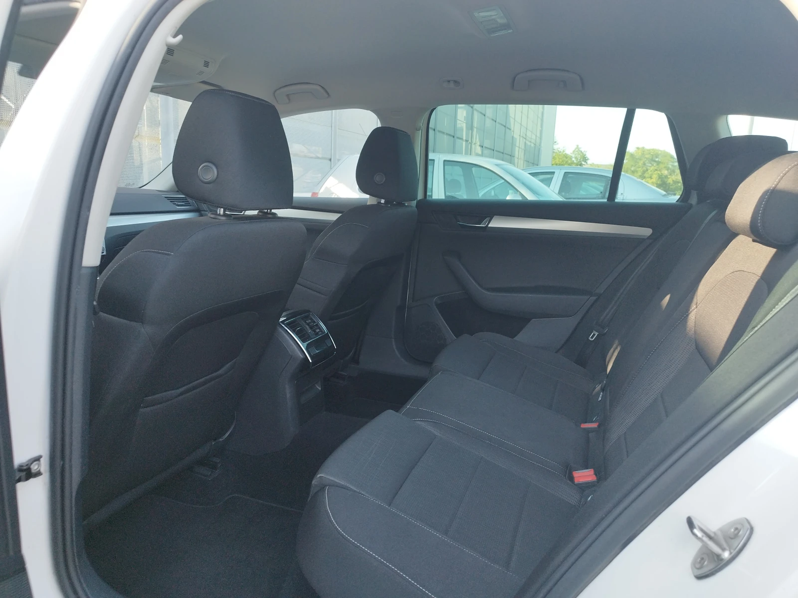 Skoda Superb 2.0 TDI 4x4 | Mobile.bg � ����������� 16