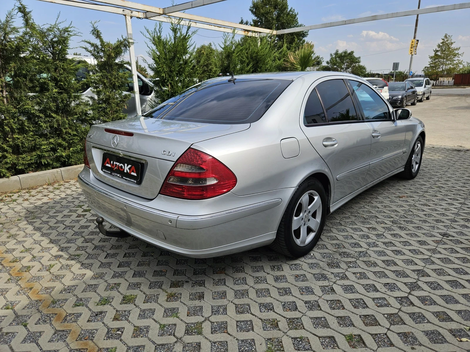 Mercedes-Benz E 270 2.7CDI-177кс= АВТОМАТ= ШИБЕДАХ= КСЕНОН  - изображение 3