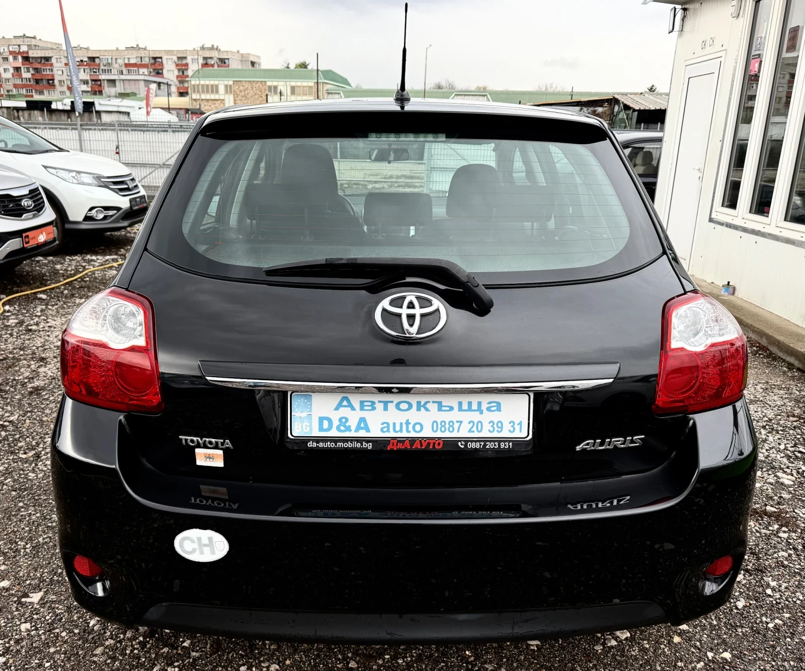 Toyota Auris 1.8i   vvti Facelift Евро5 - изображение 4