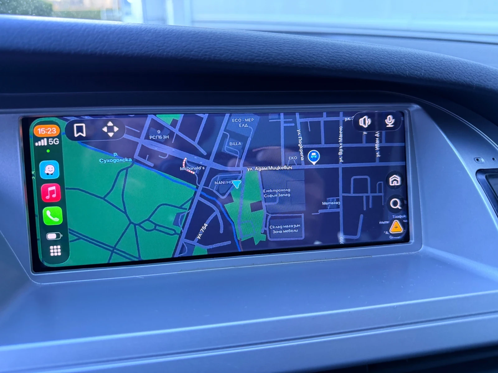 Audi A4       | Mobile.bg   11