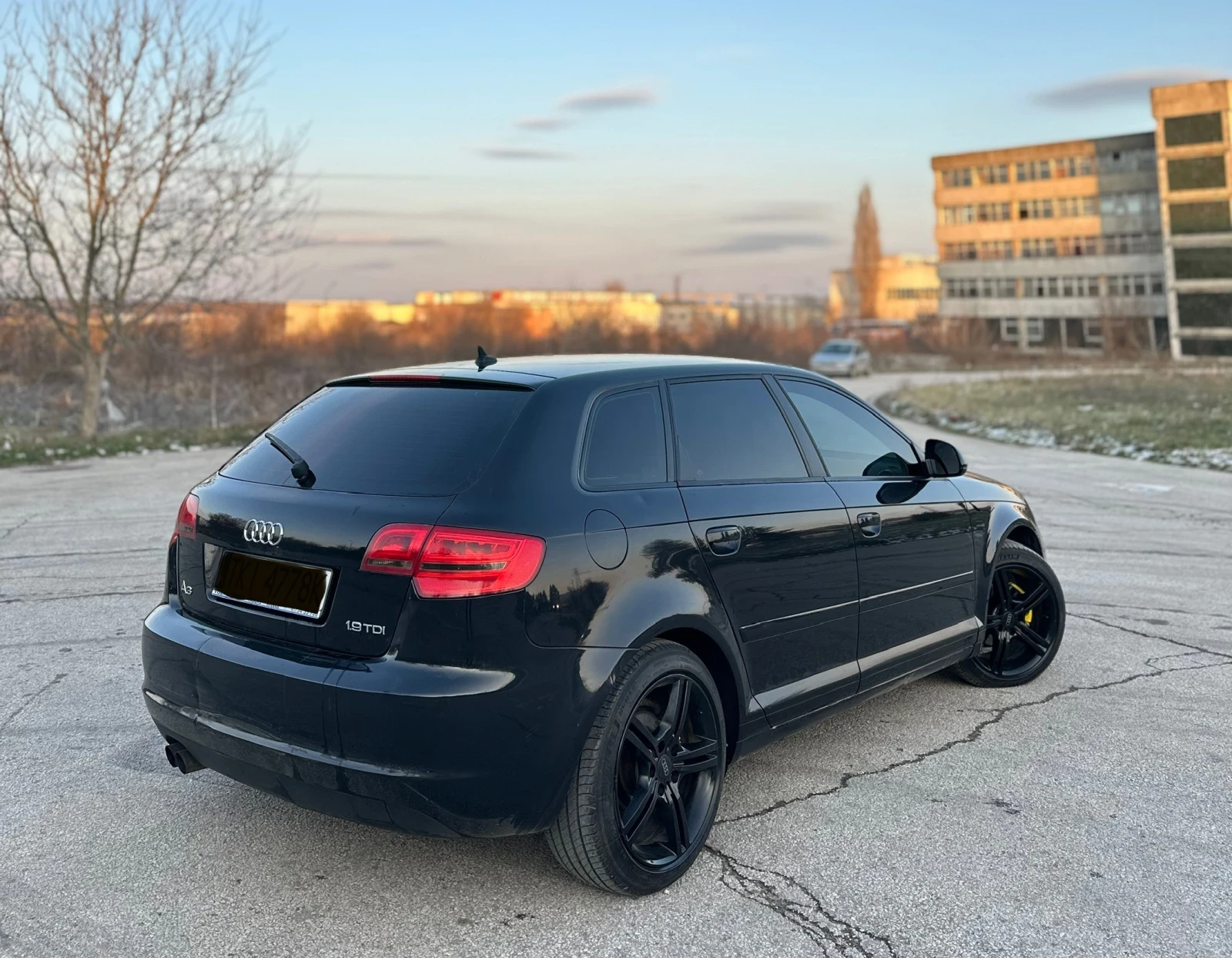 Audi A3 1.9TDI 105кс. FACELIFT - изображение 4