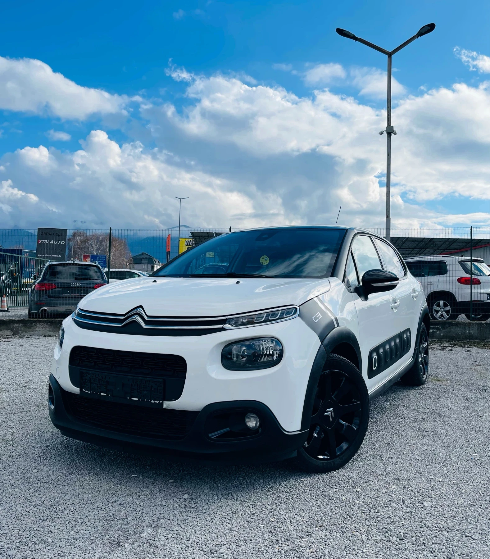 Citroen C3 1.6 Blue-HDi Graphic Shine * �������� �������*  | Mobile.bg � ����������� 1