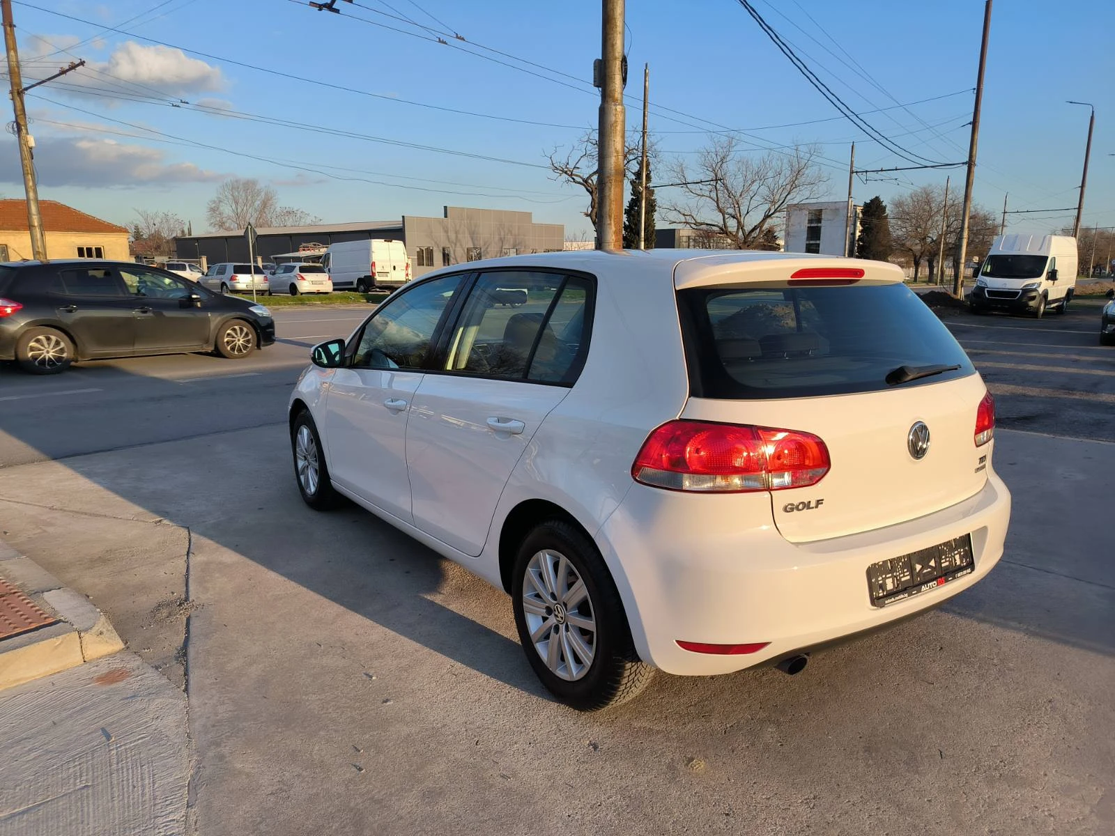 VW Golf 1.6d-Euro-5A, снимка 7 - Автомобили и джипове - 53733527