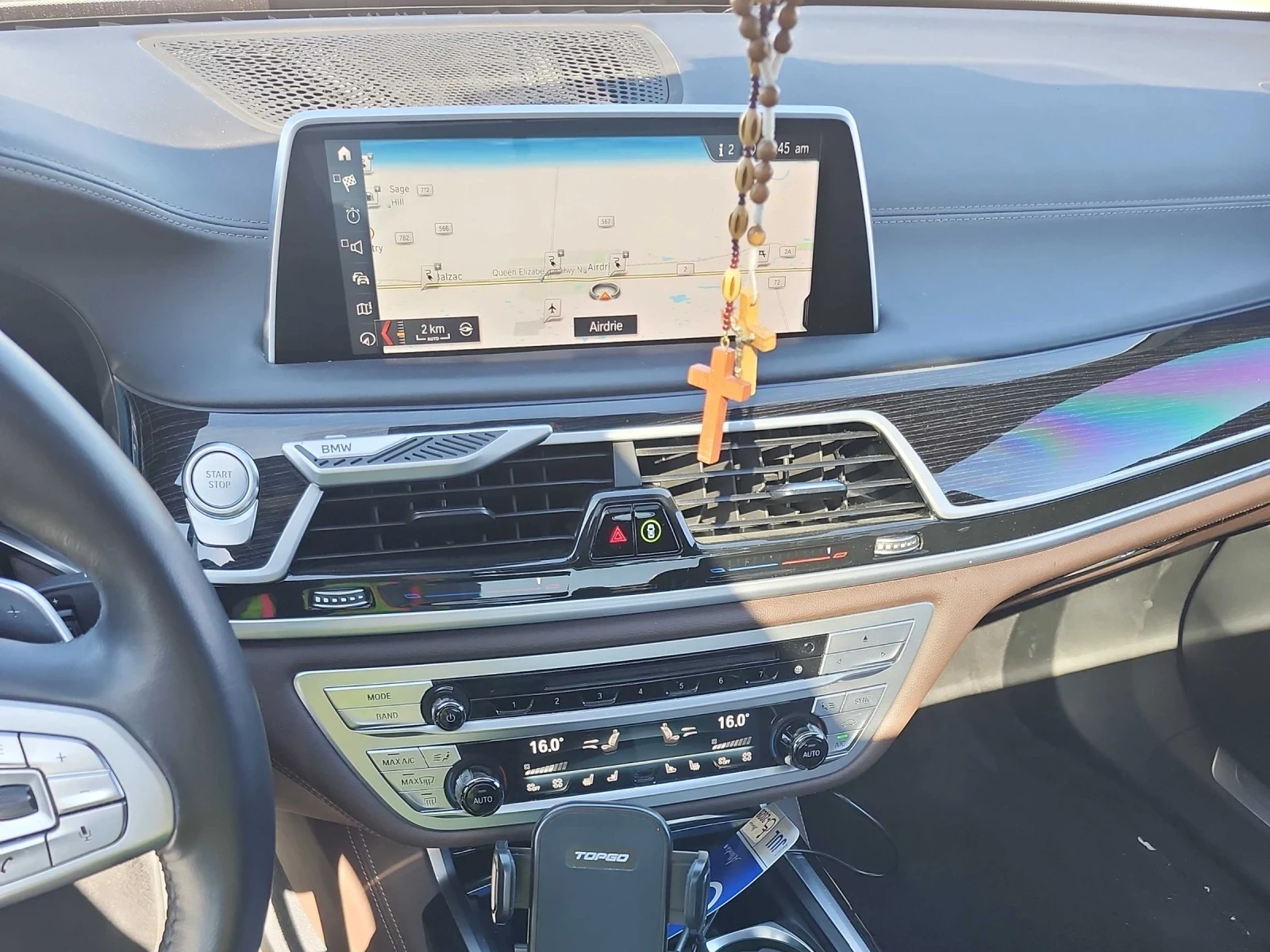 BMW 740 40Le * INDIVIDUAL * ПОДГРЕВ * ОБДУХВАМЕ * ПАНОРАМА, снимка 8 - Автомобили и джипове - 54271218