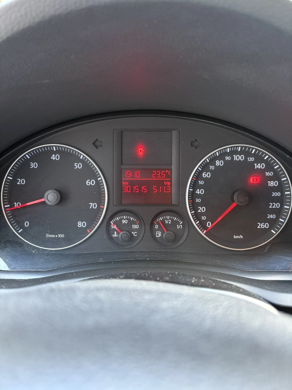 VW Golf MK5, снимка 6 - Автомобили и джипове - 54773920