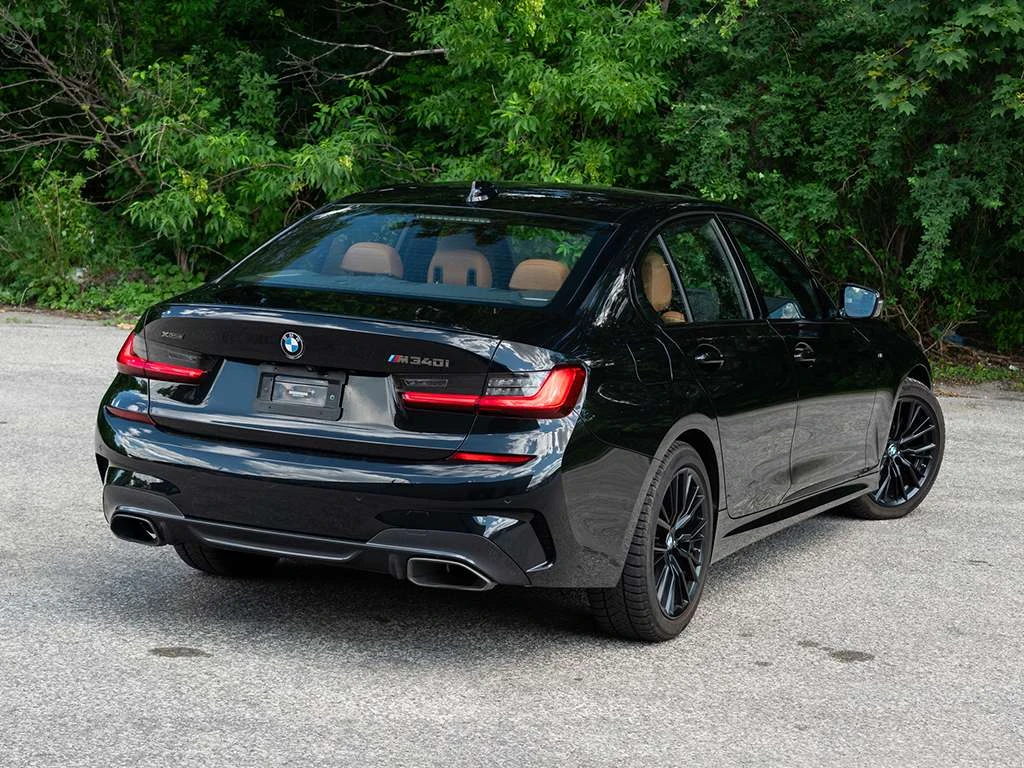 BMW 340 I xDrive / КАФЯВ САЛОН, ПАНО, ЦЕНА ДО БГ, снимка 3 - Автомобили и джипове - 54972454