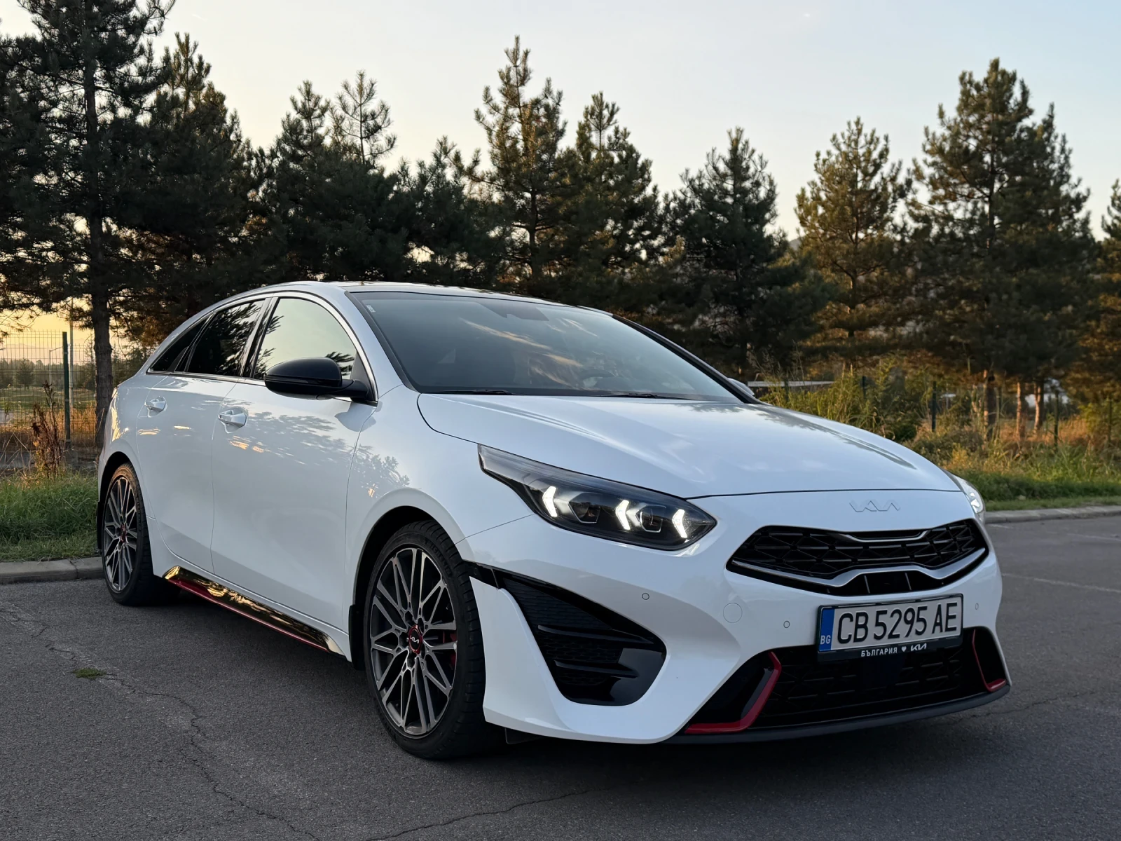Kia Pro ceed 1.6 GT / 78 000км / ГАРАНЦИОНЕН , снимка 3 - Автомобили и джипове - 55943864