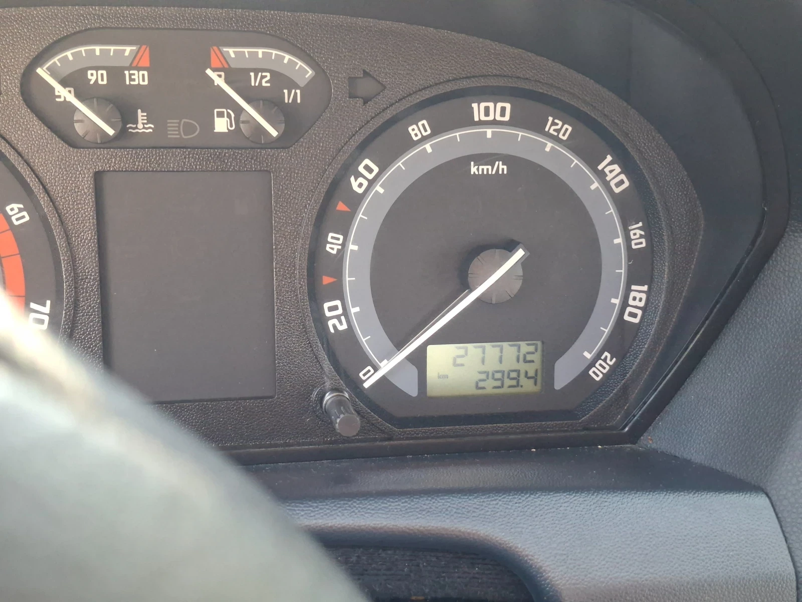 Skoda Fabia, снимка 5 - Автомобили и джипове - 56467989