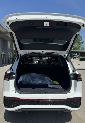 VW Tayron 1.5 eTSI R-line НОВ, снимка 5