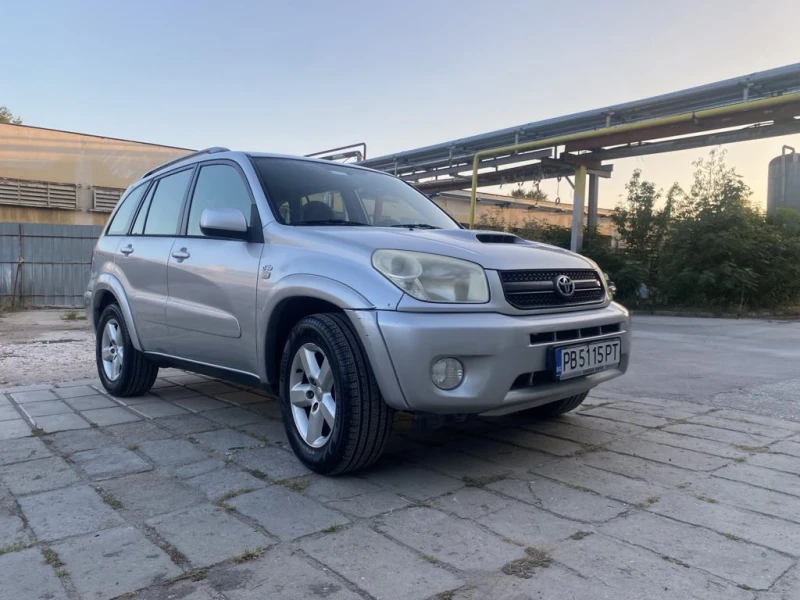 Toyota Rav4, снимка 6 - Автомобили и джипове - 49025673