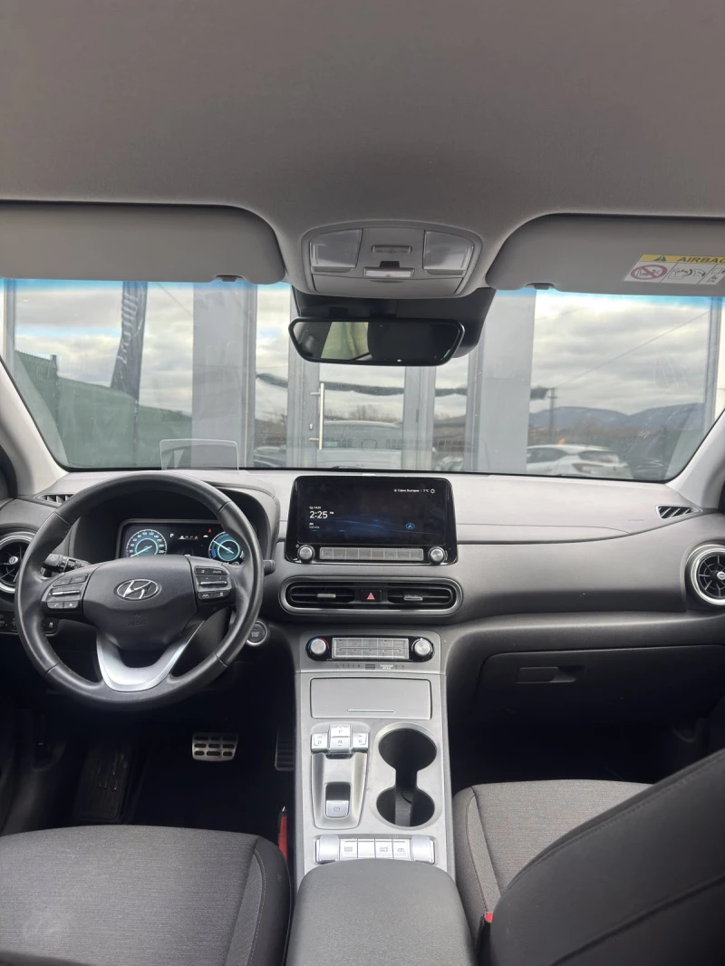 Hyundai Kona 64KWh/FACE/SOH100%/BLUELINK/HEADUP., снимка 7 - Автомобили и джипове - 53098332