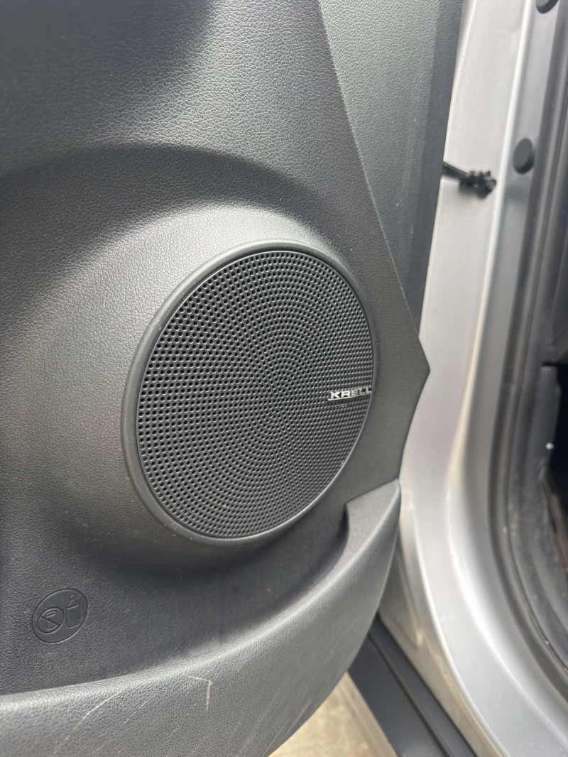 Hyundai Kona 64KWh/FACE/SOH100%/BLUELINK/HEADUP., снимка 11 - Автомобили и джипове - 53098332