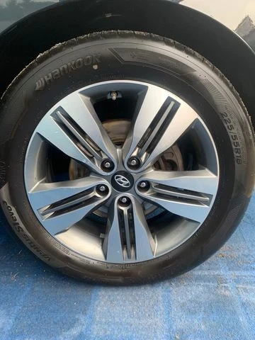 Hyundai IX35 2.0 CRDI navi, снимка 16 - Автомобили и джипове - 53197198