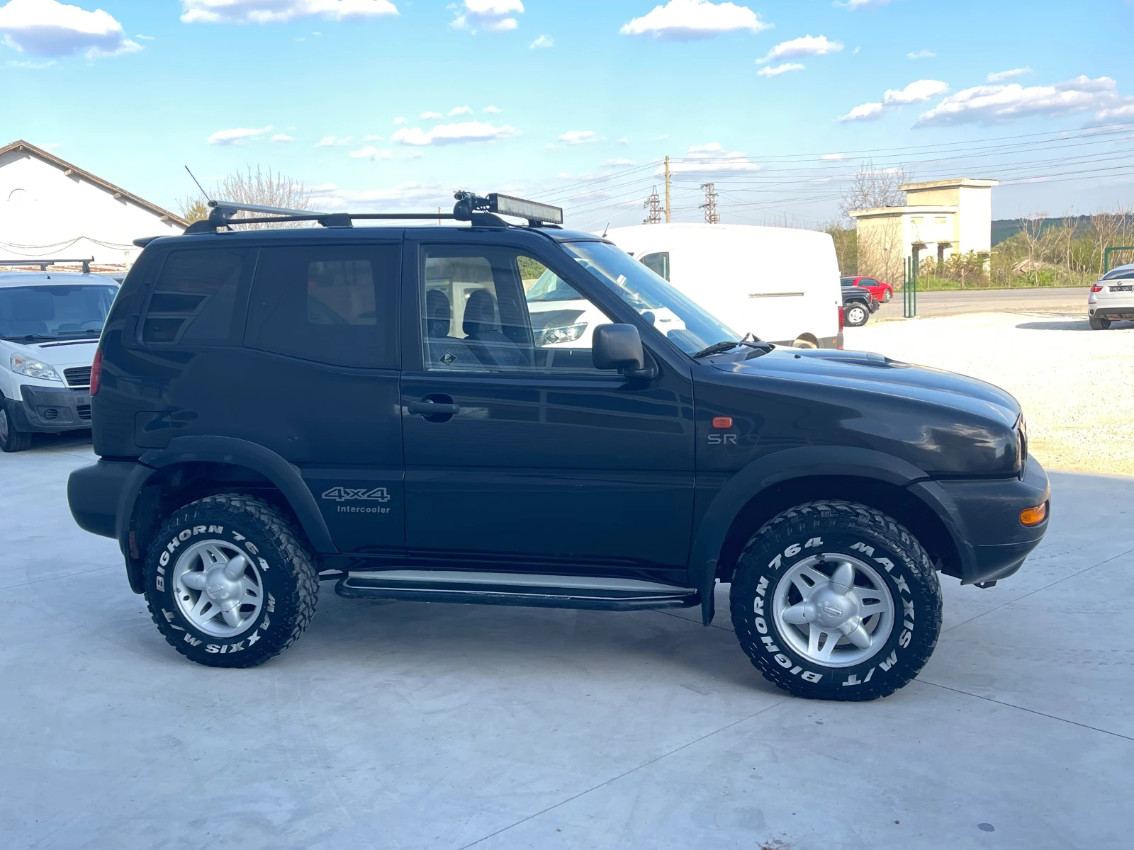 Nissan Terrano Italy - изображение 4