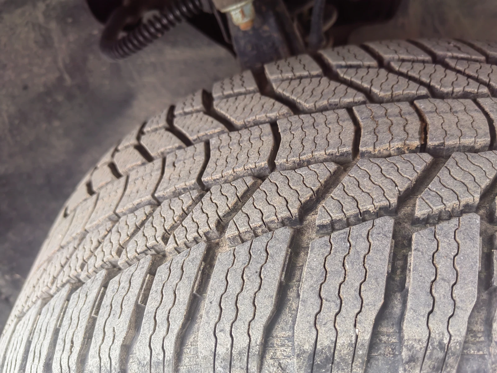 VW Touareg  - изображение 8