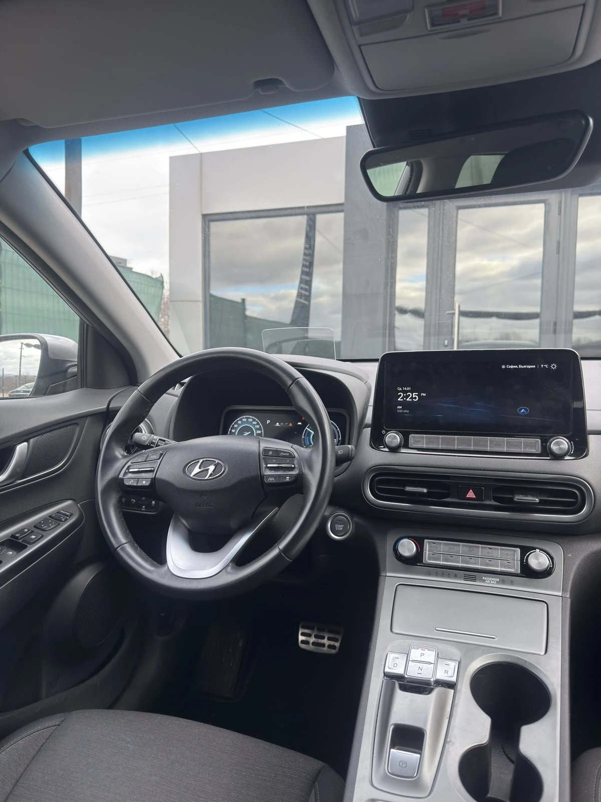 Hyundai Kona 64KWh/FACE/SOH100%/BLUELINK/HEADUP. - изображение 6