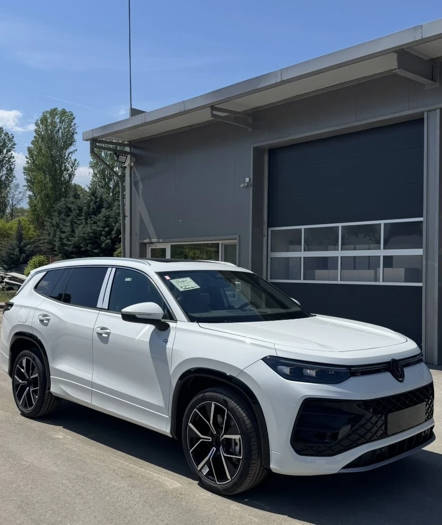 VW Tayron 1.5 eTSI R-line НОВ, снимка 2 - Автомобили и джипове - 54347014