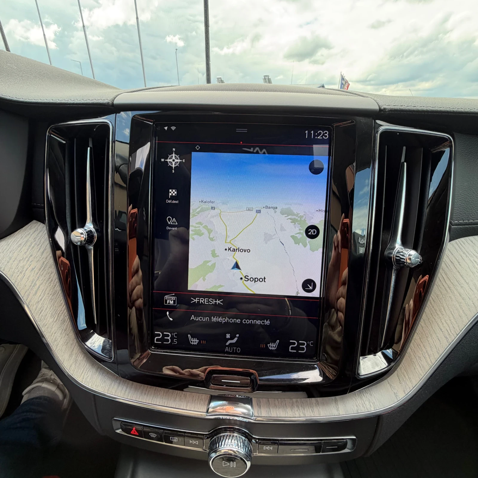 Volvo XC60 ПАНОРАМА;ПОДГРЕВ;Keyless-Go;360-КАМЕРА;КОЖА;НОВ, снимка 11 - Автомобили и джипове - 54376923