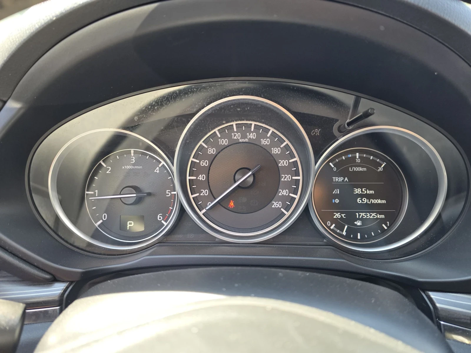 Mazda CX-5 2.2 150к.с Bose  Head-up 360  , снимка 17 - Автомобили и джипове - 54573735