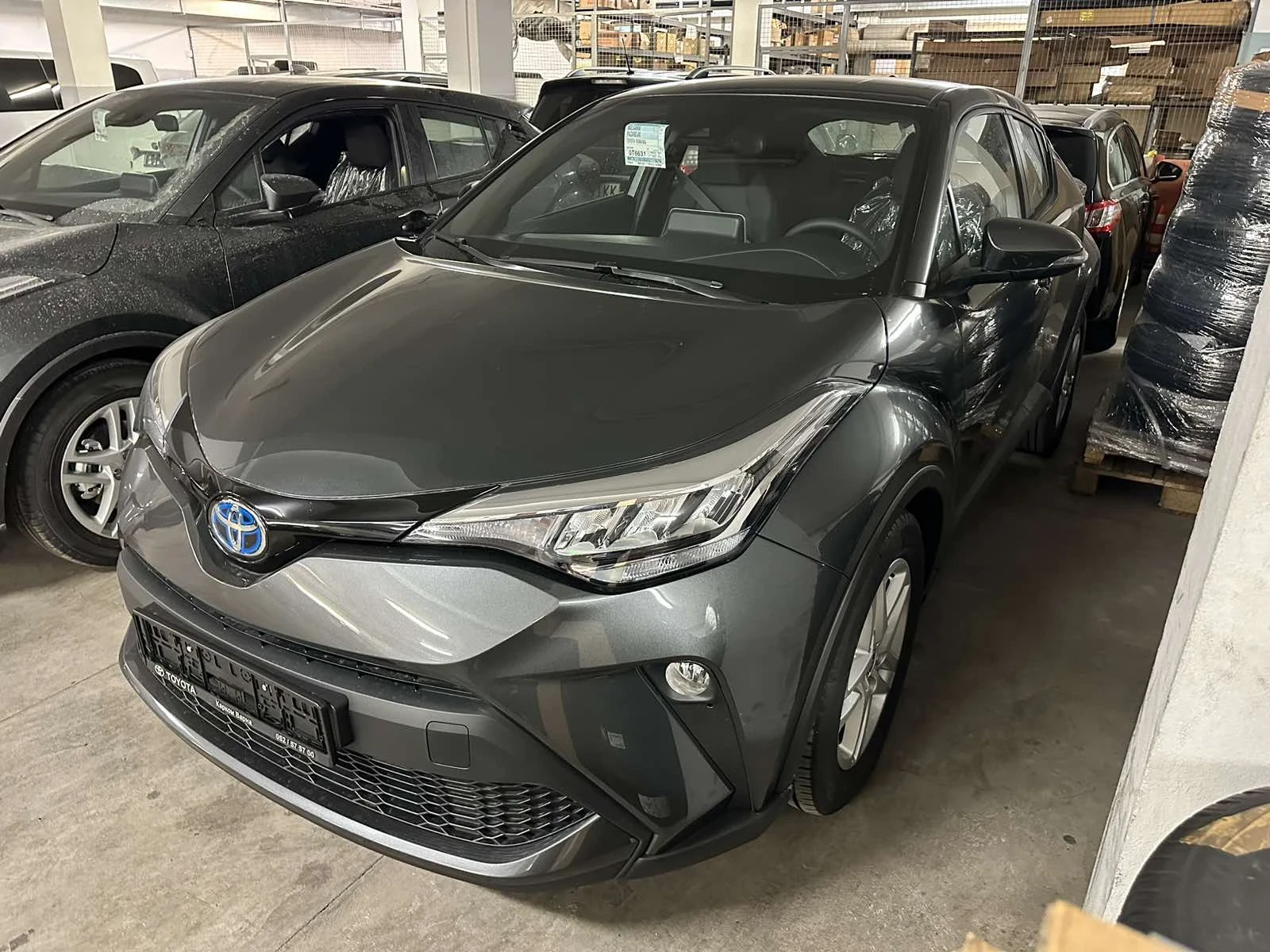 Toyota C-HR 2023 година , снимка 3 - Автомобили и джипове - 54980464