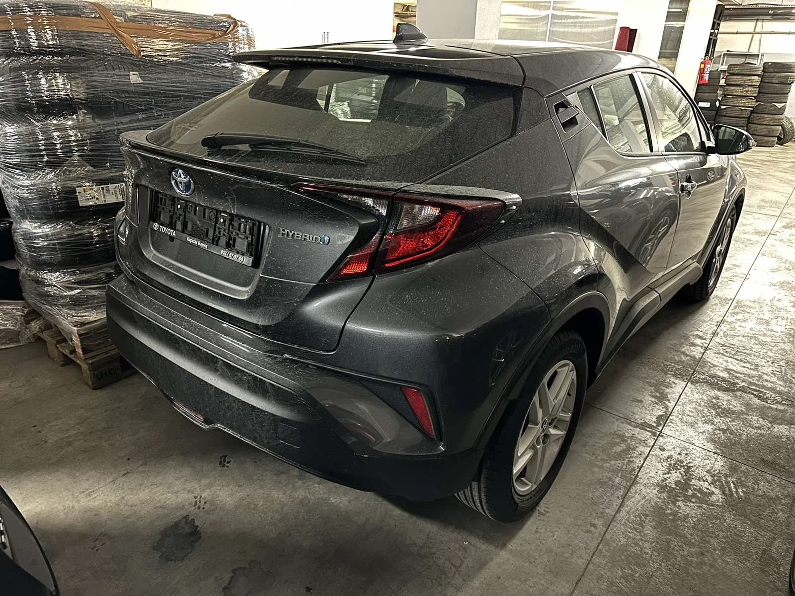 Toyota C-HR 2023 година , снимка 2 - Автомобили и джипове - 54980464