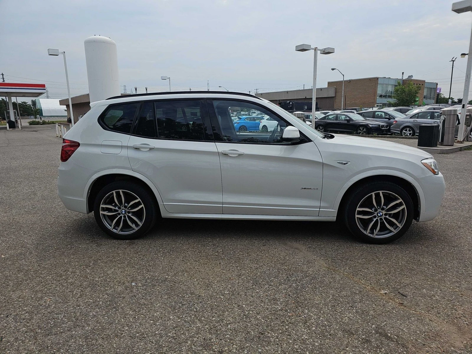 BMW X3 XDRIVE35I * M Pack * АвтоКредит * (ЦЕНА ДО БГ), снимка 5 - Автомобили и джипове - 55605909