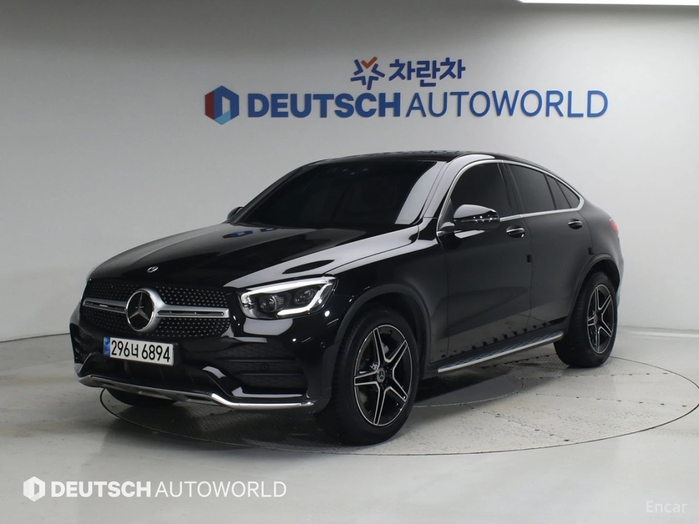 Mercedes-Benz GLC 300 4MATIC* КОЖА* ПОДГРЕВ* ОБДУХВ* BURMASTER* PANO* 36