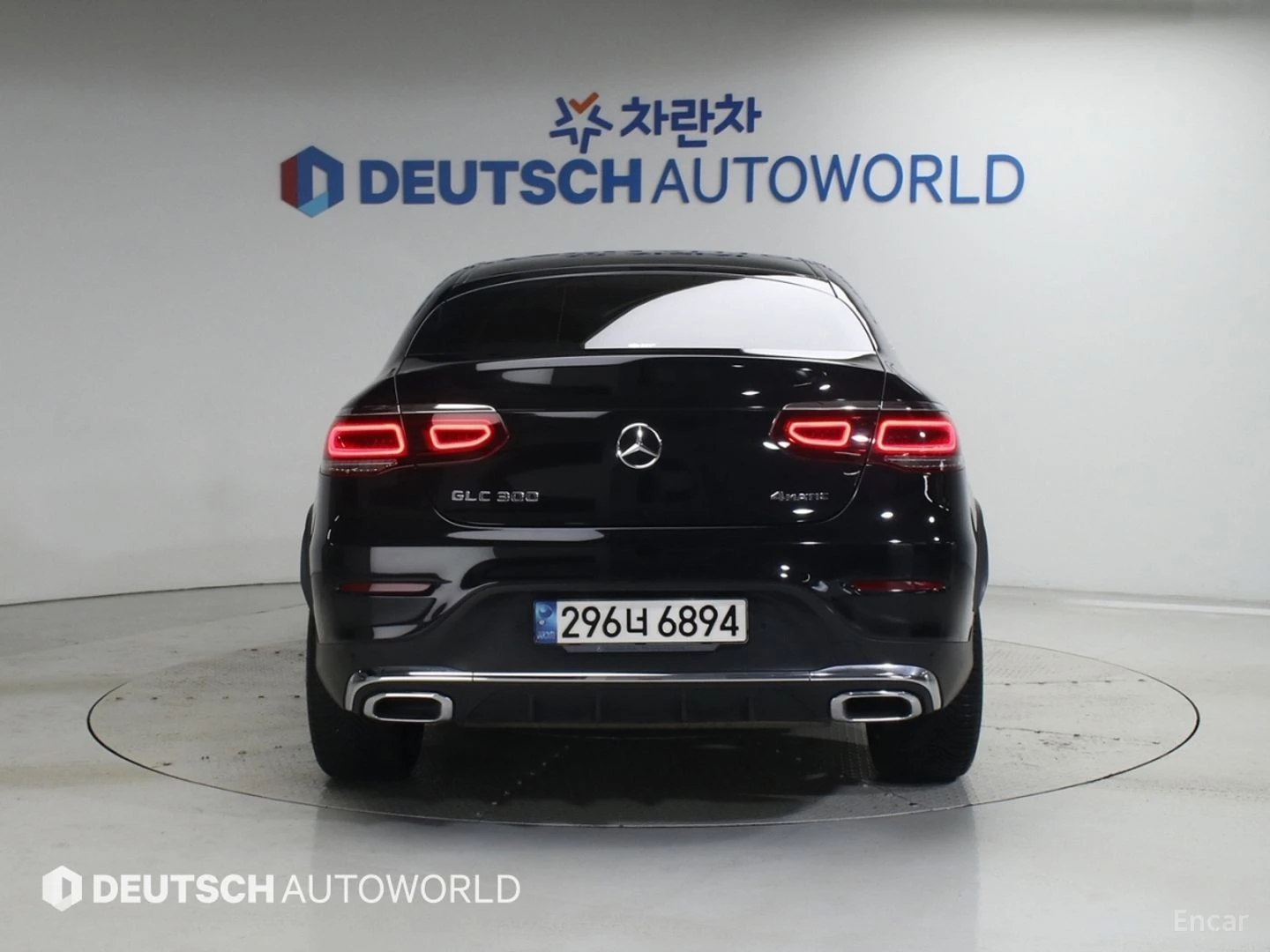 Mercedes-Benz GLC 300 4MATIC* КОЖА* ПОДГРЕВ* ОБДУХВ* BURMASTER* PANO* 36, снимка 4 - Автомобили и джипове - 55675148