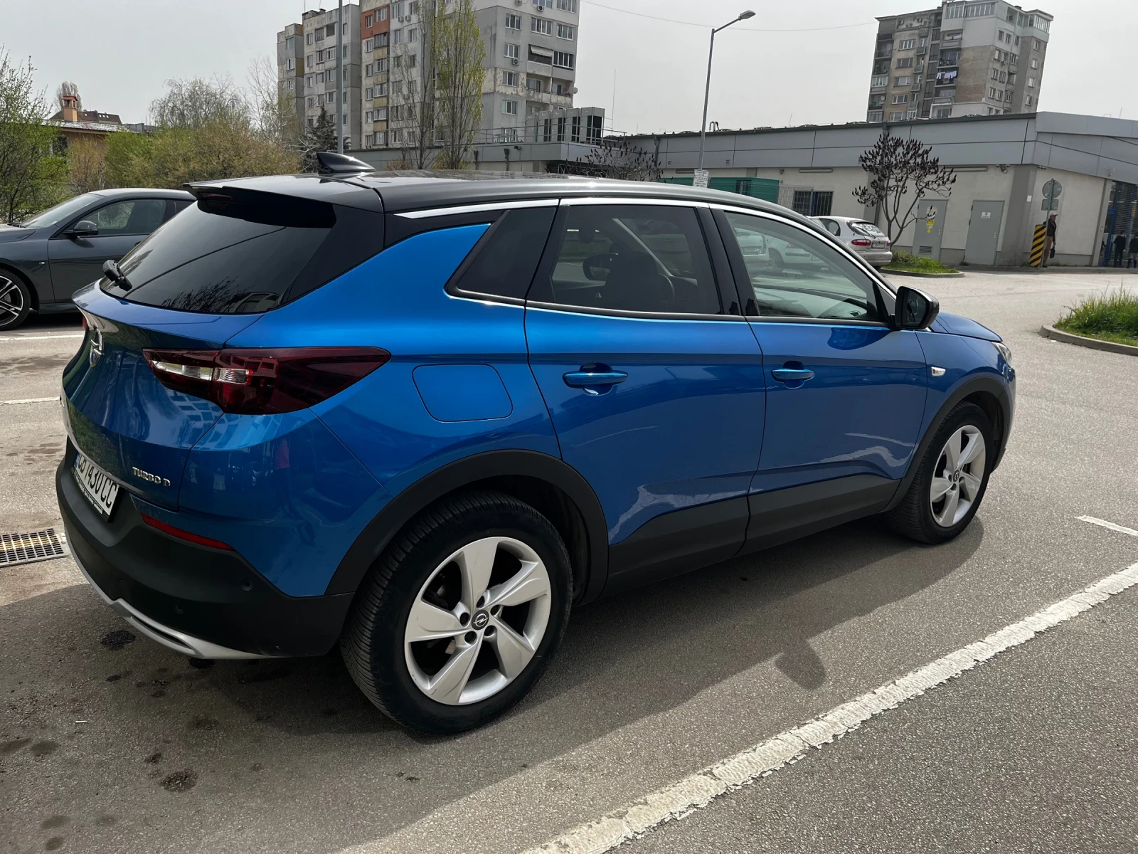 Opel Grandland X 1.5d, снимка 3 - Автомобили и джипове - 56325889
