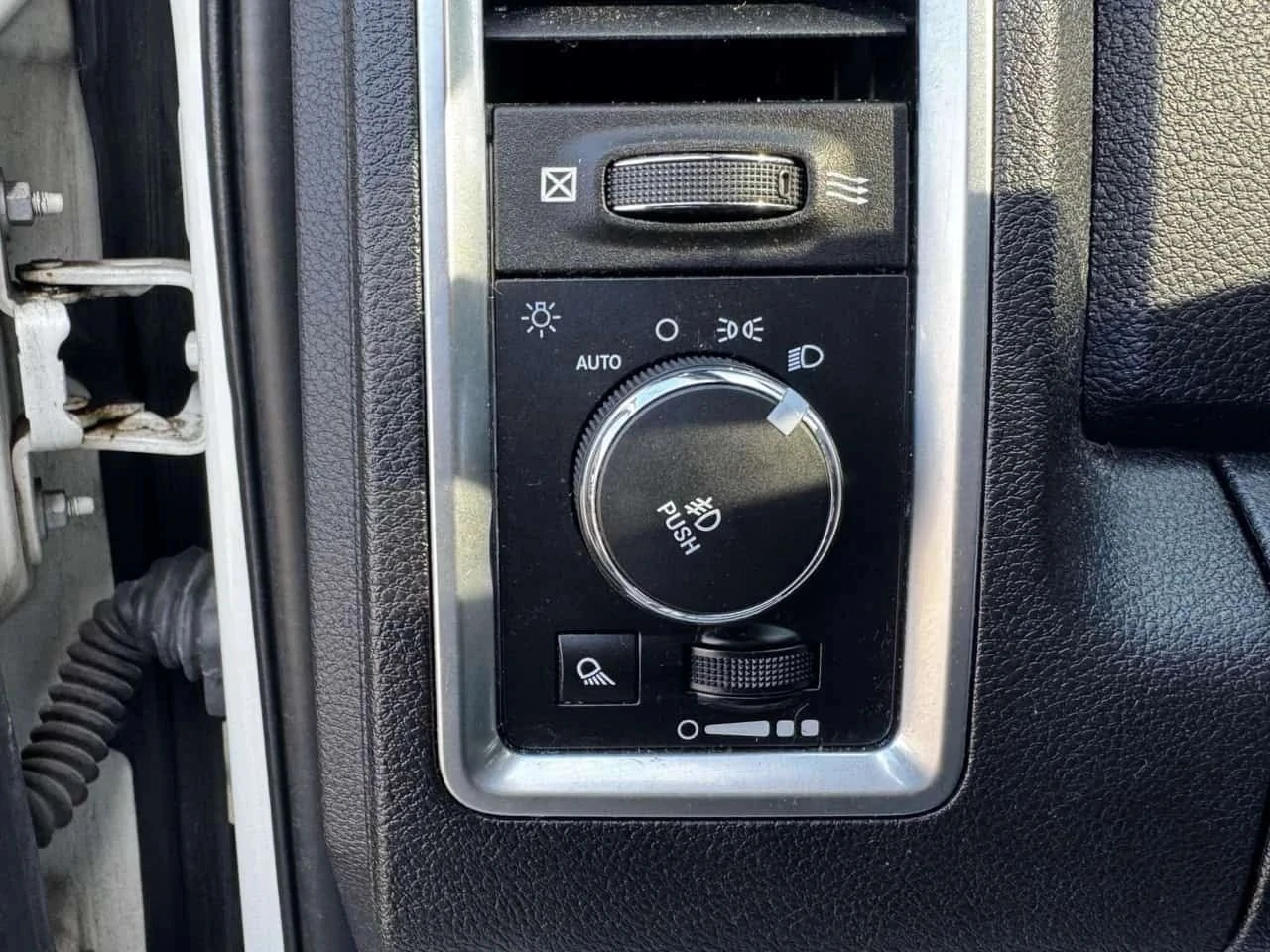 Dodge RAM 1500 | Mobile.bg � ����������� 7