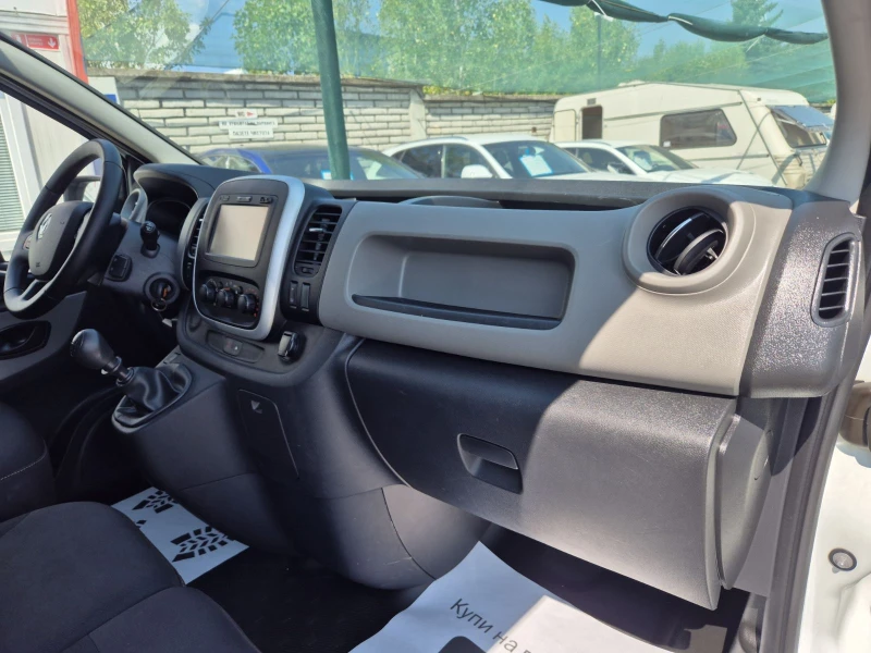Renault Trafic 1.6D-2018г, снимка 10 - Бусове и автобуси - 51226934