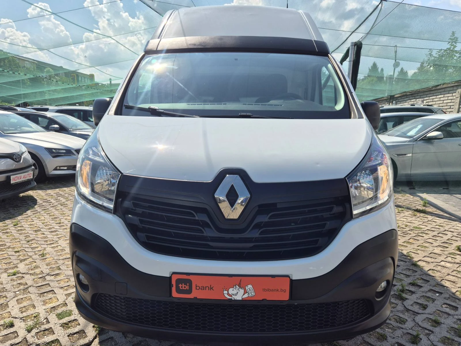 Renault Trafic 1.6D-2018г - изображение 6