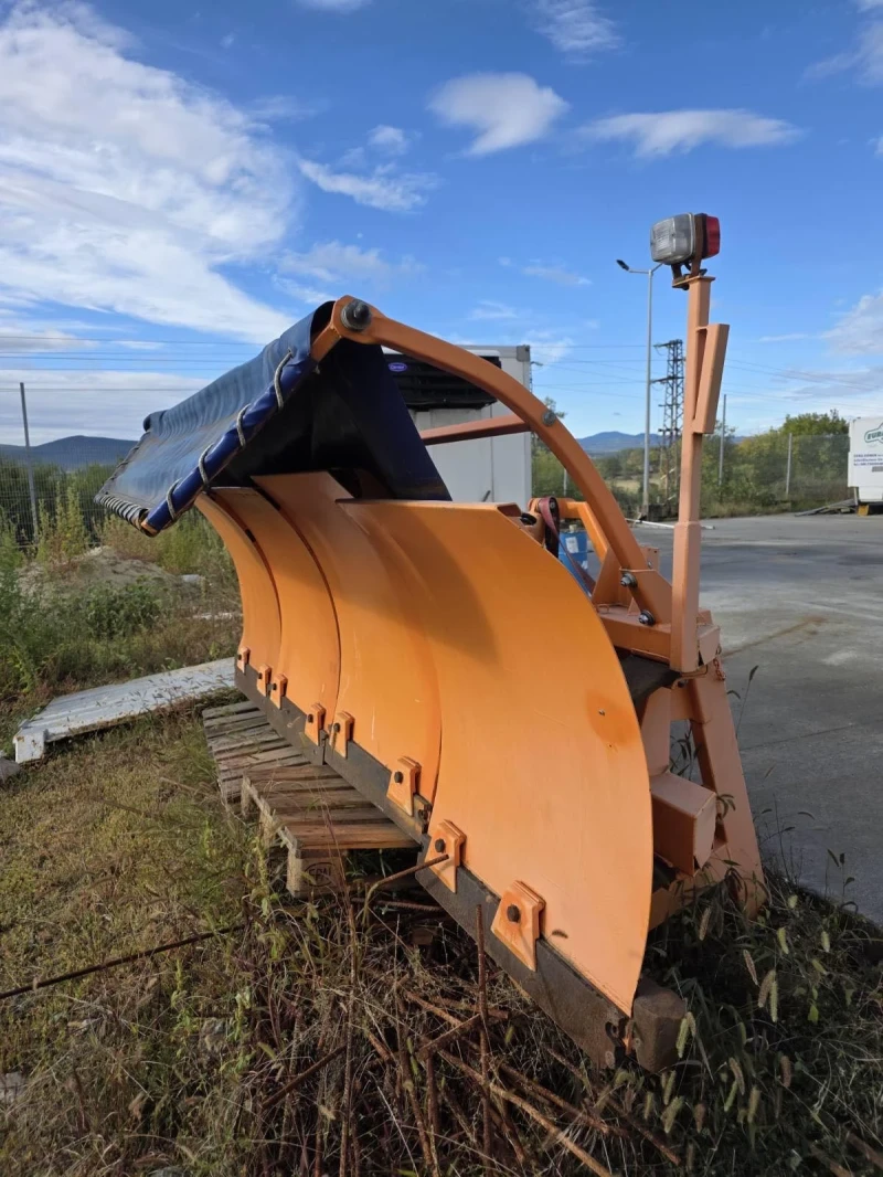 Mercedes-Benz 4 ГРЕБЛО