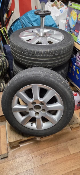 ���� � ������ 205/60R16 �� Toyota Corolla verso | Mobile.bg � ����� ������ 9